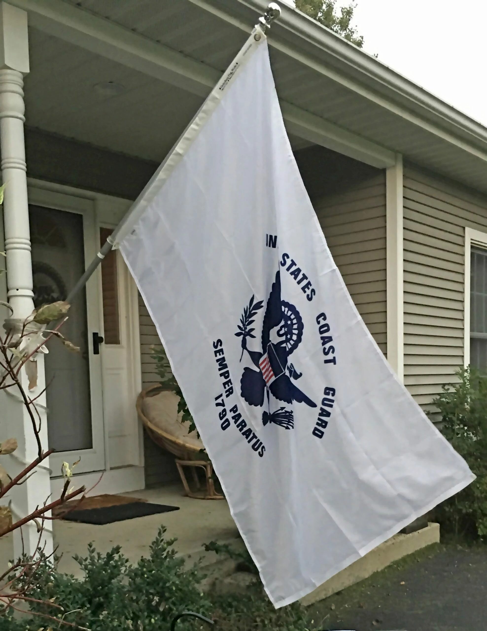 US Coast Guard Flag - Official Seal 5 US Coast Guard Flag - Official Seal - Image 5